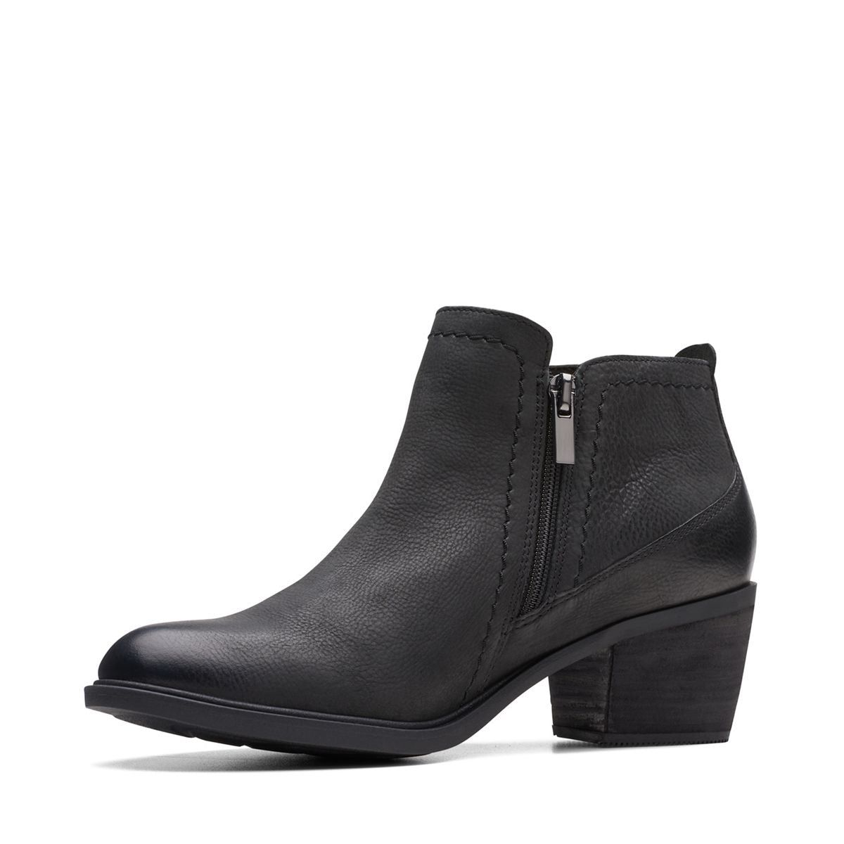 Clarks Women's Neva Lo Boots Black