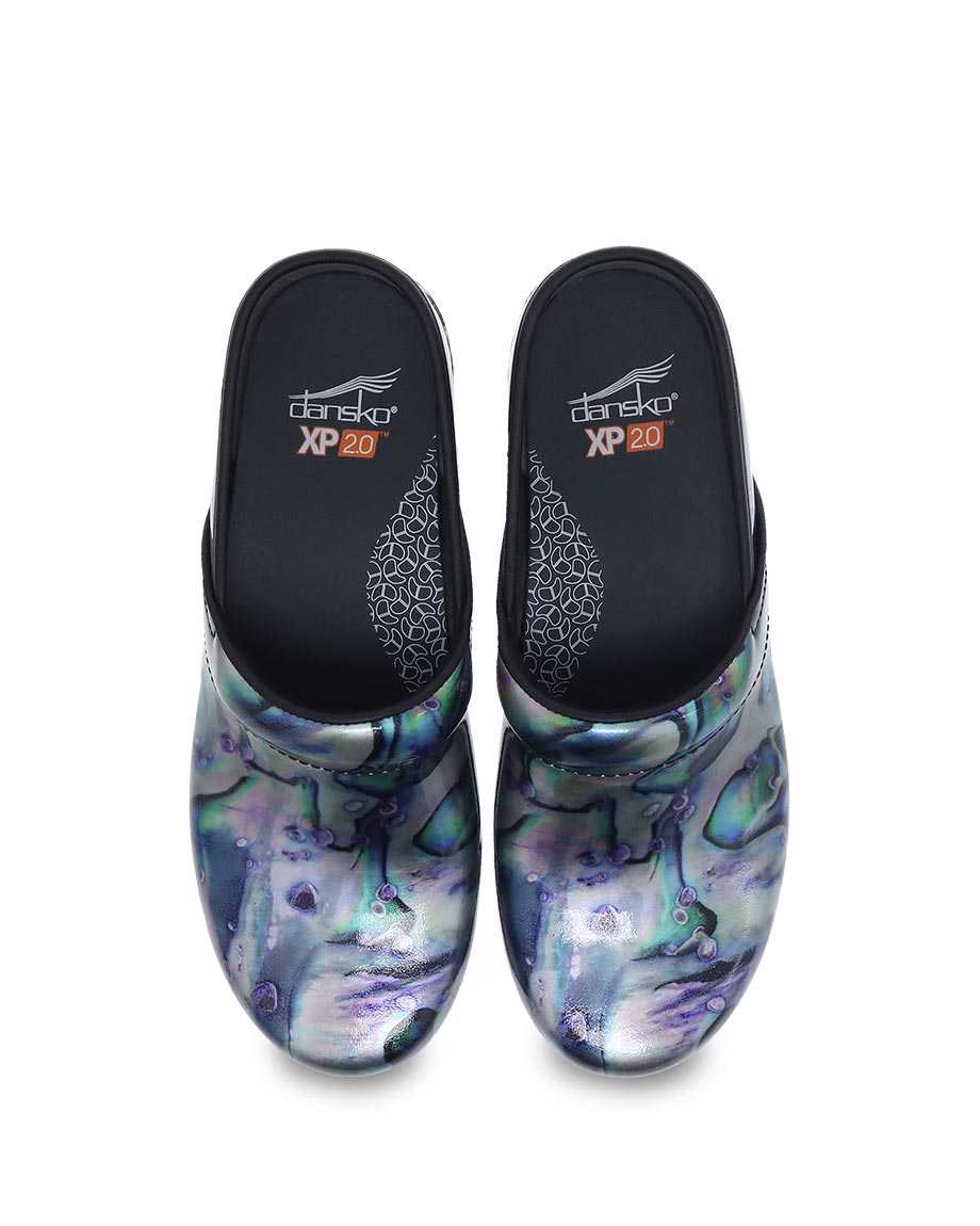 Dansko Women's XP 2.0 Clogs Silver Pearl