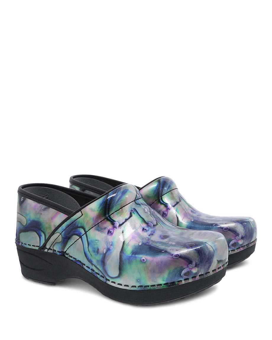 Dansko Women's XP 2.0 Clogs Silver Pearl