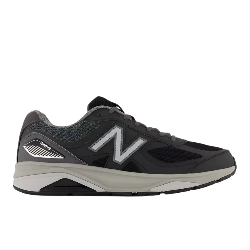New Balance Men's 1540v3 Sneakers Black