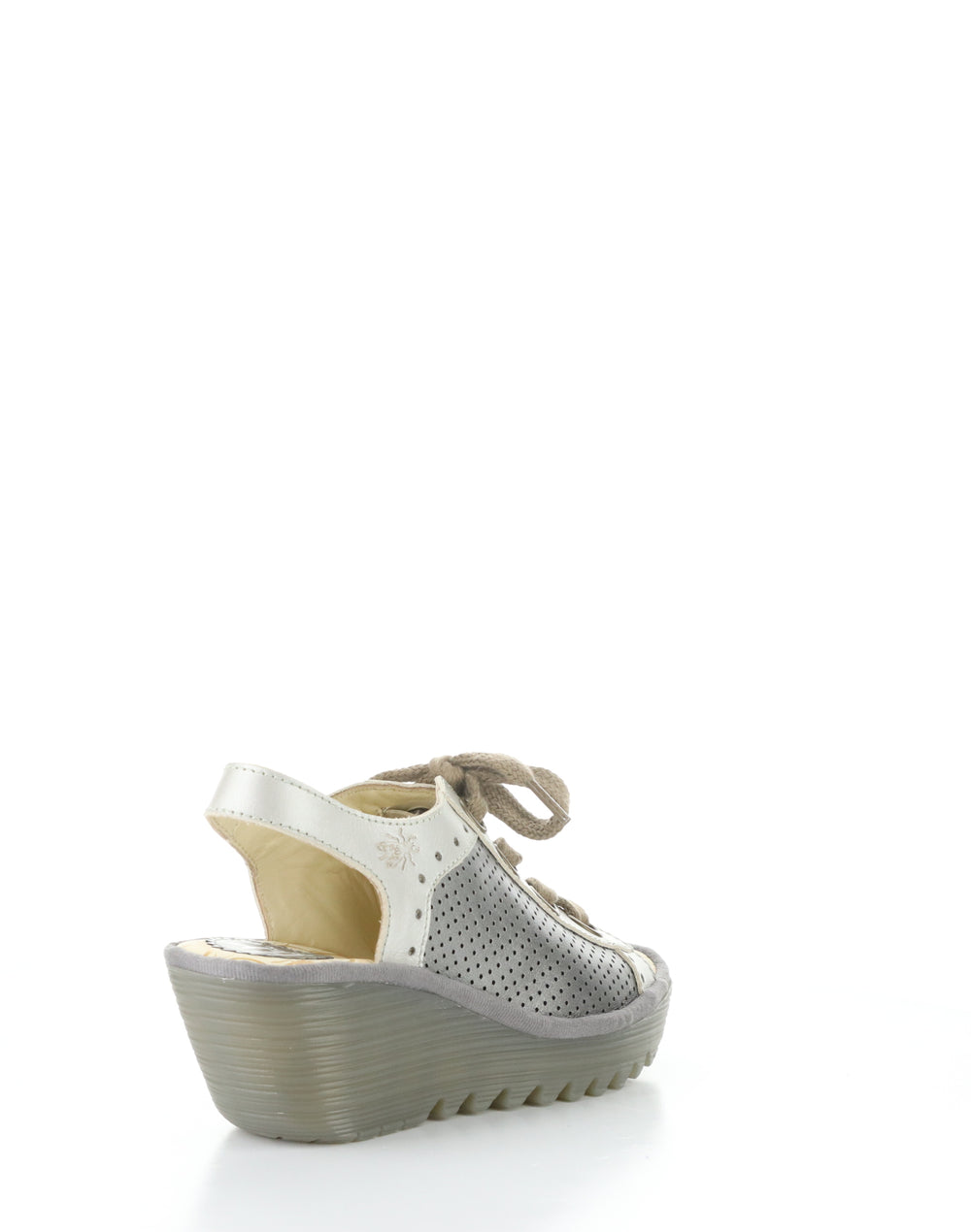 Fly London Women's Yuta617Fly Sandals Silver