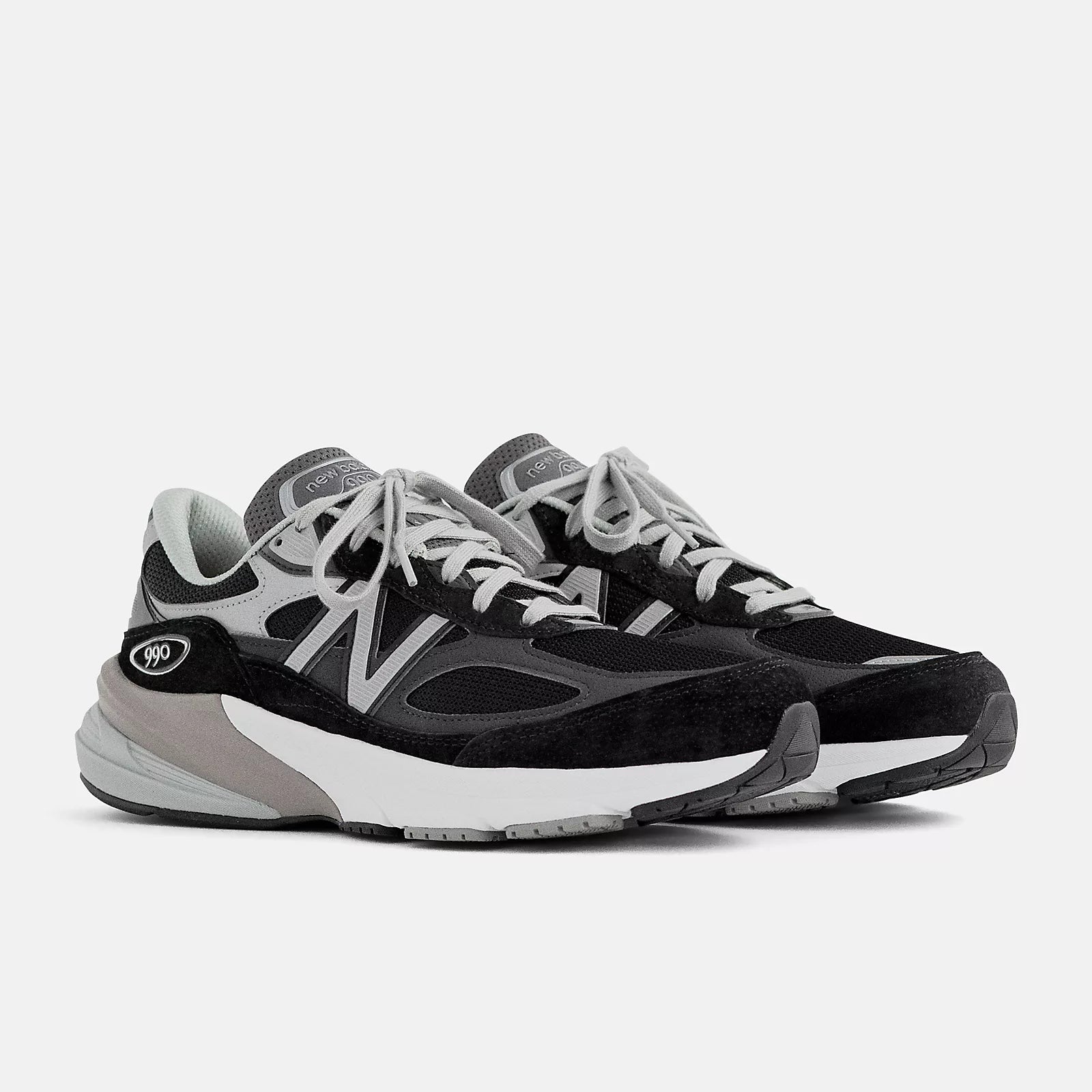 New Balance Men's Made in USA 990v6 Sneakers Black