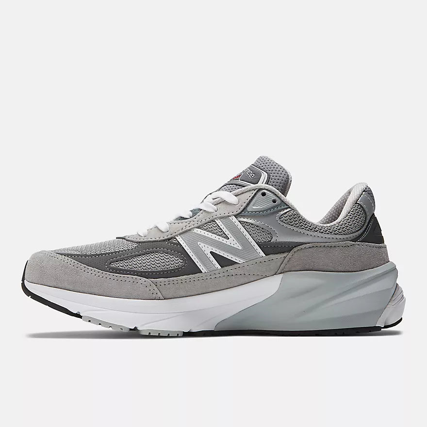 New Balance Men's Made in USA 990v6 Sneakers Grey
