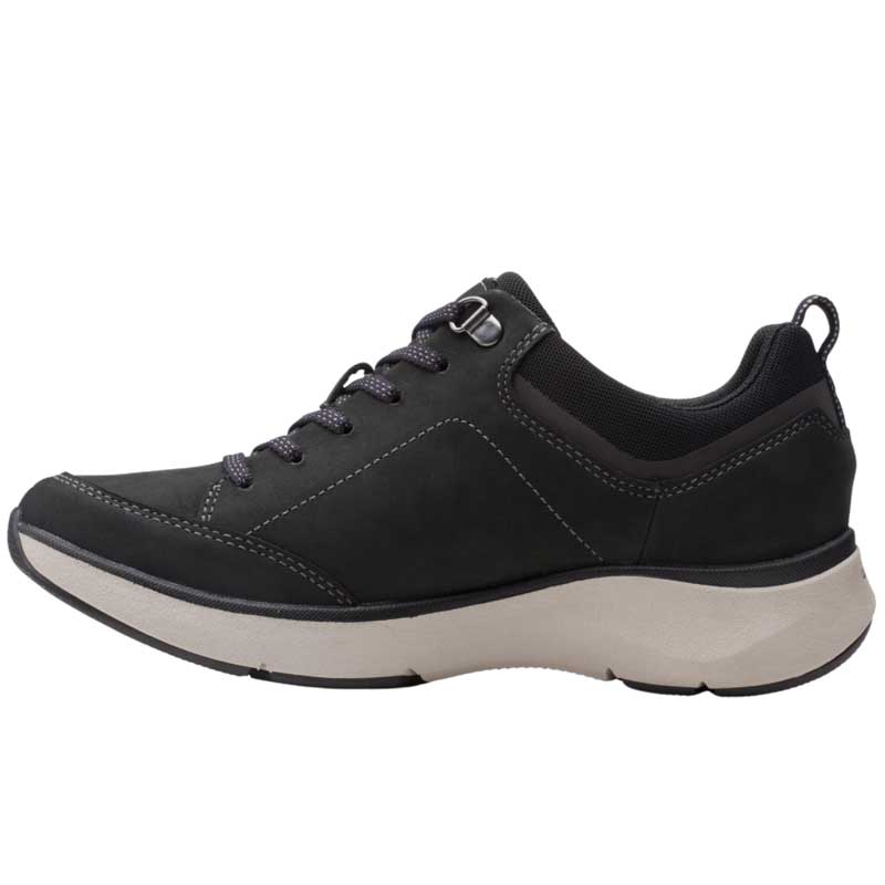 Clarks Women's Wave 2.0 Lace Waterproof Sneakers Black