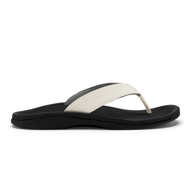 OluKai Women's 'Ohana Flip-Flops Bright White/Black
