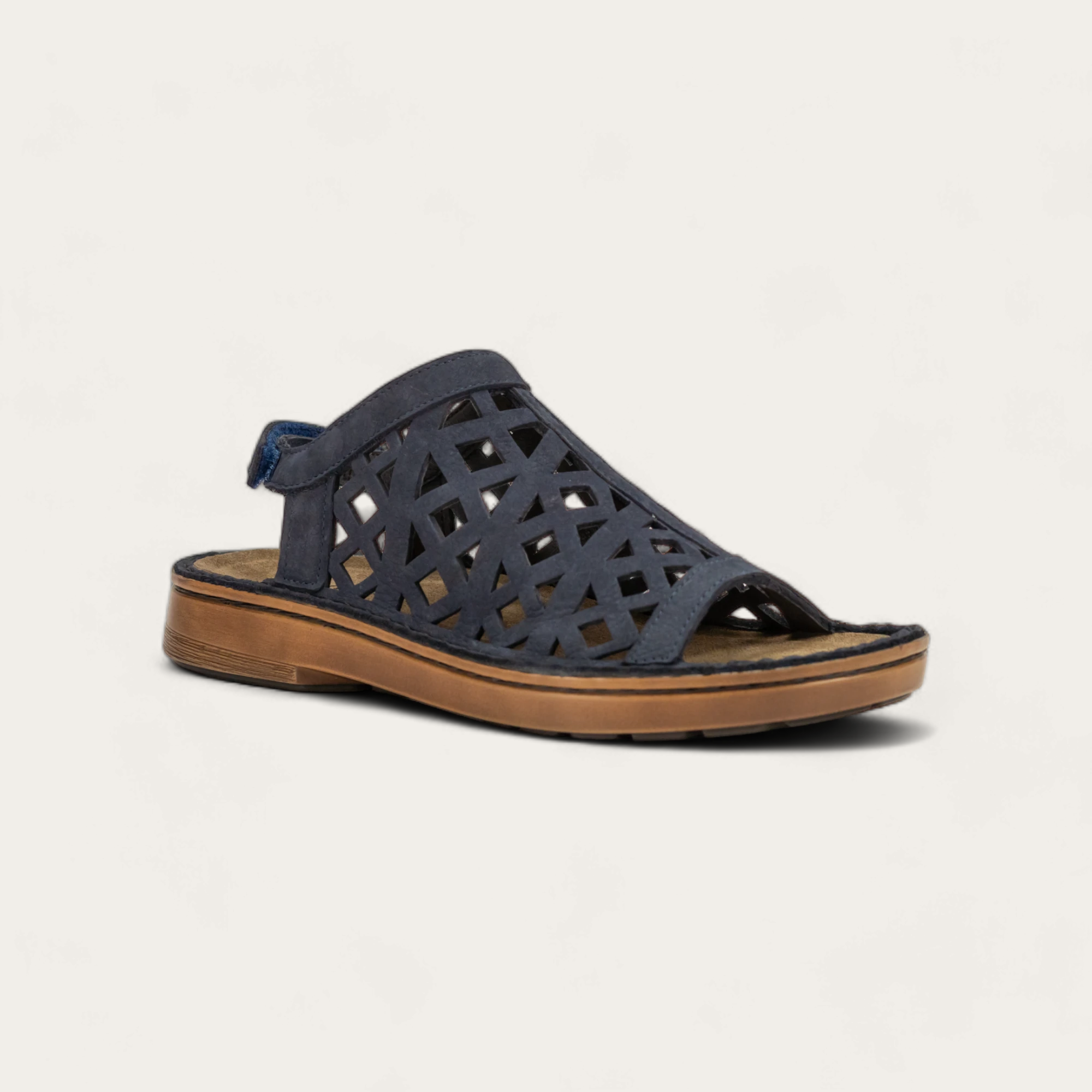 Naot Women's Amadora Sandal Navy Velvet Nubuck