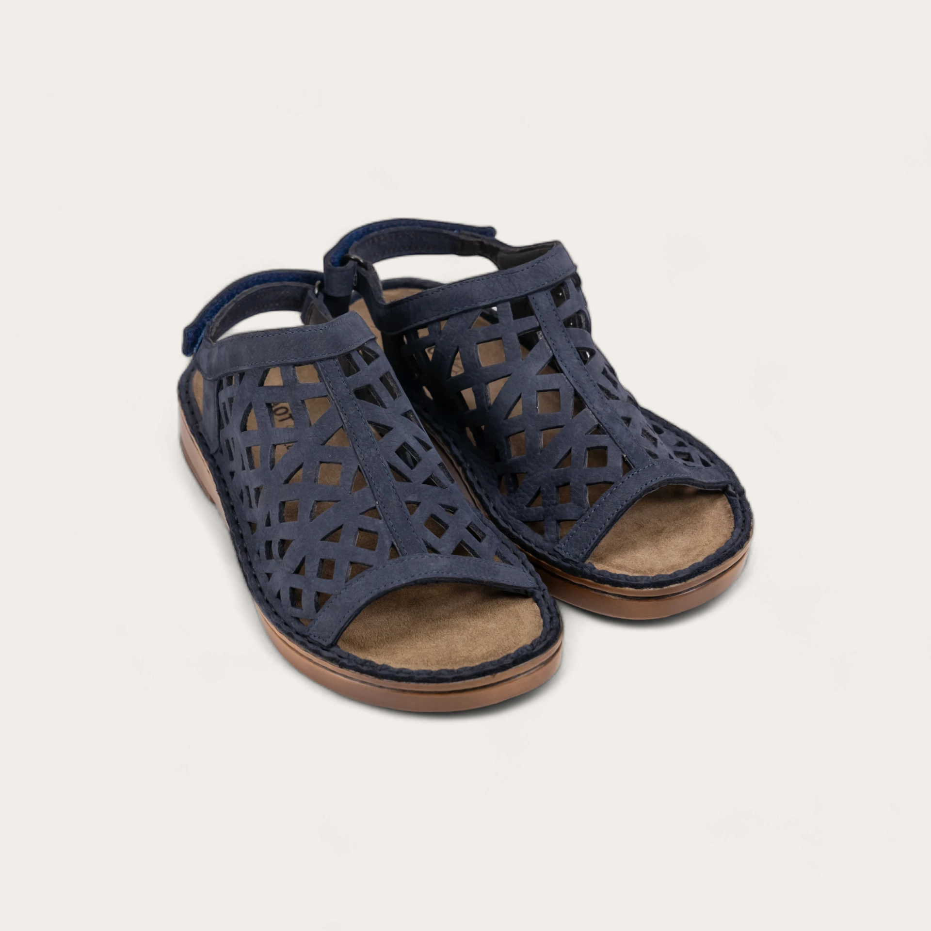 Naot Women's Amadora Sandal Navy Velvet Nubuck