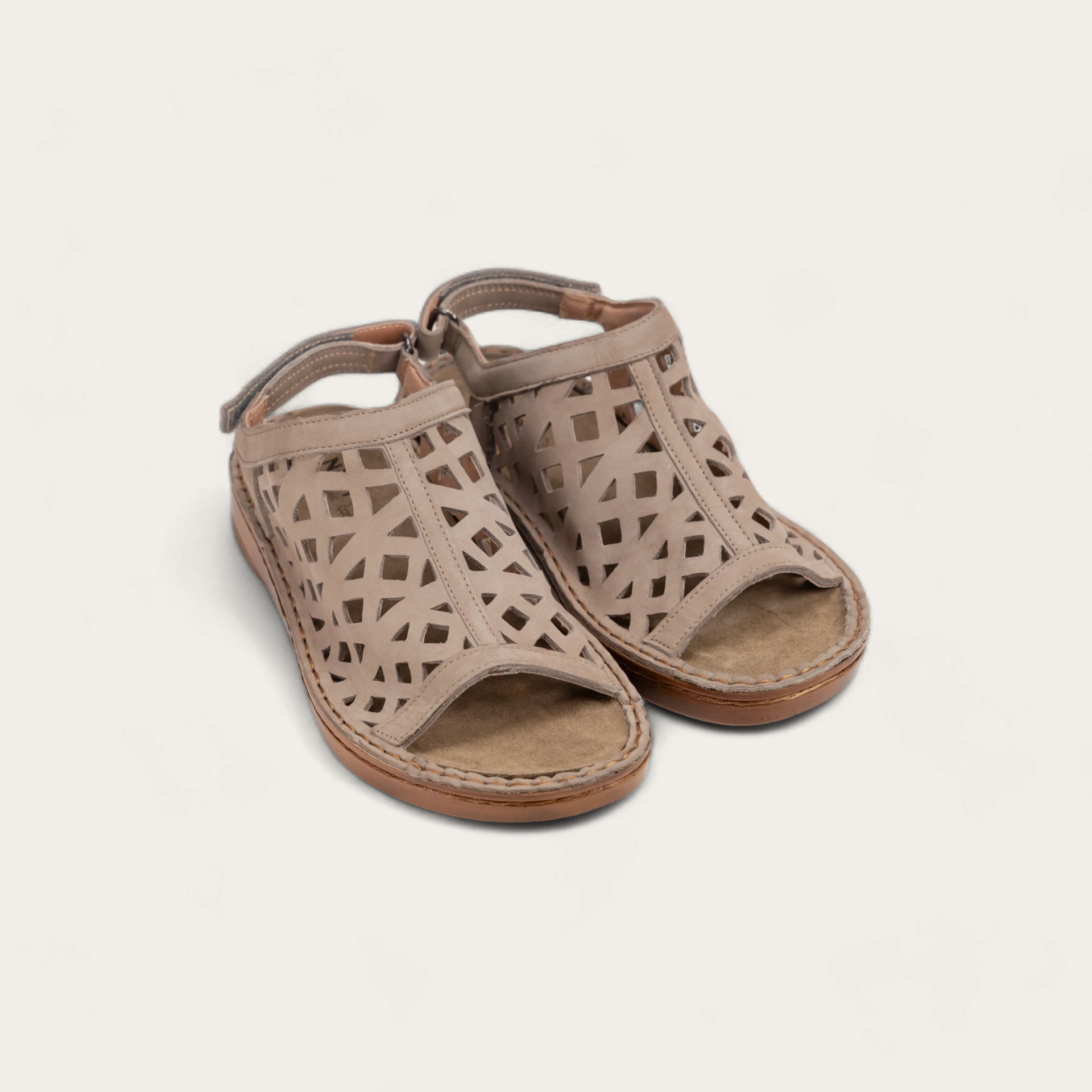 Naot Women's Amadora Sandals Stone Nubuck