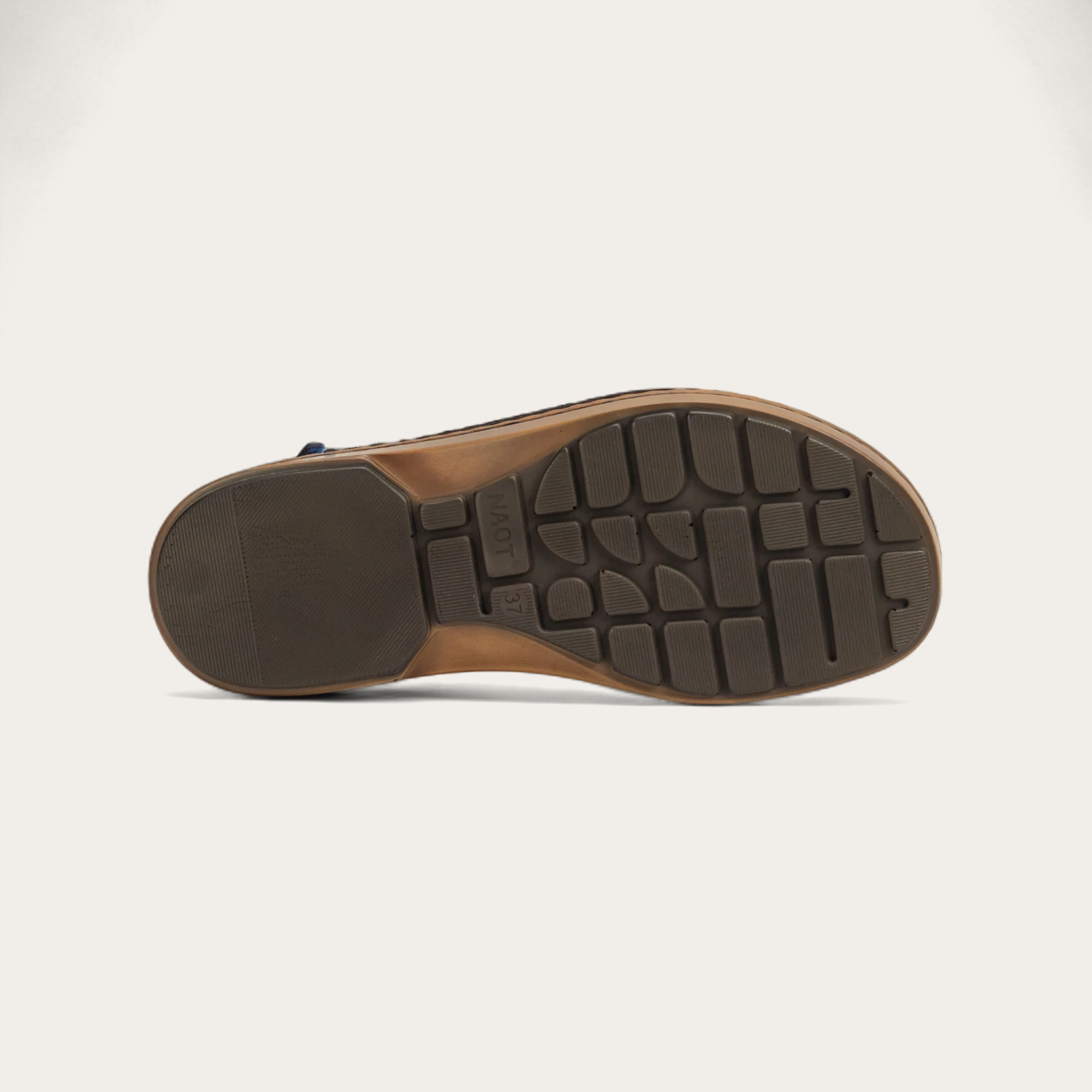 Naot Women's Amadora Sandal Navy Velvet Nubuck