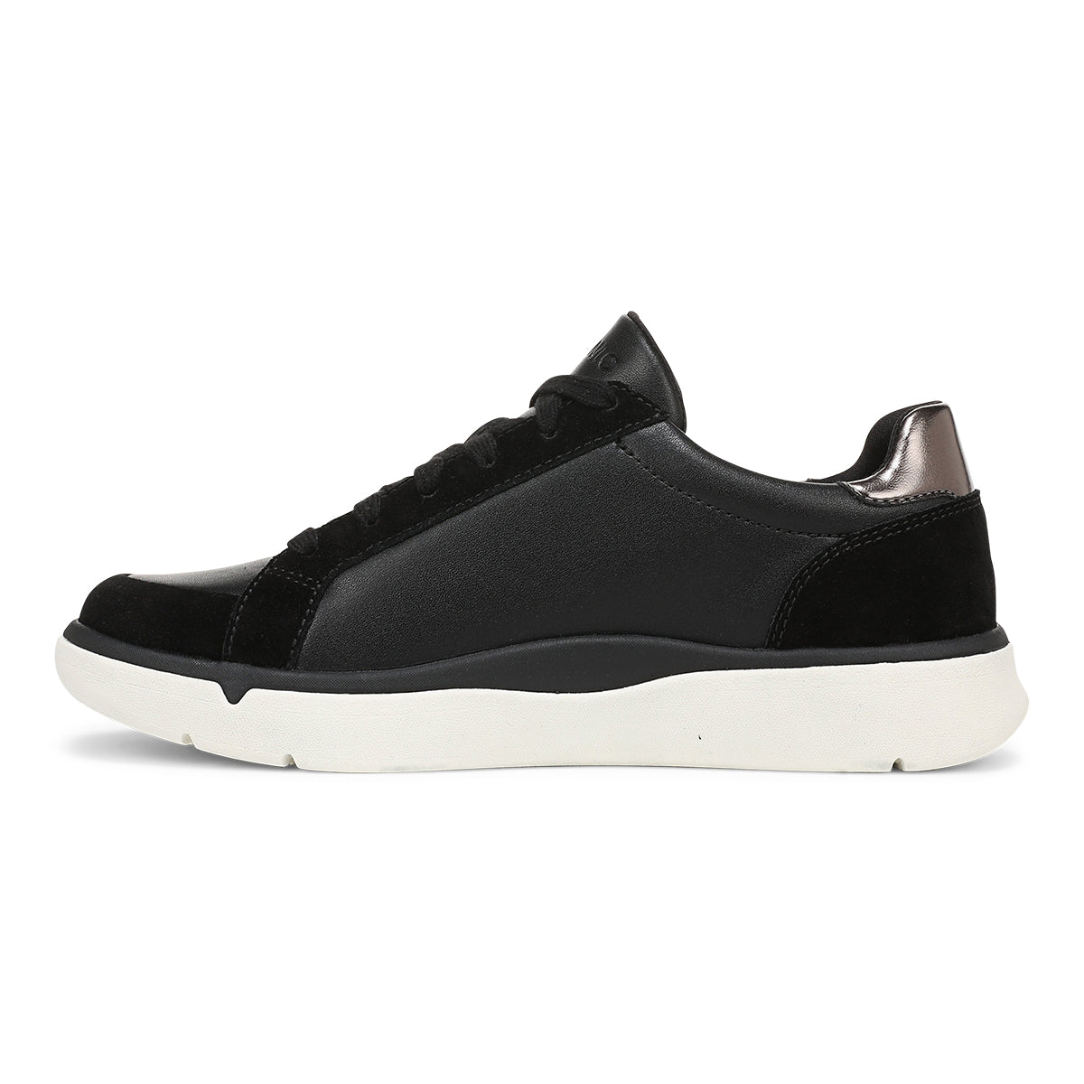 Vionic Women's City Walk AXS Sneaker Black