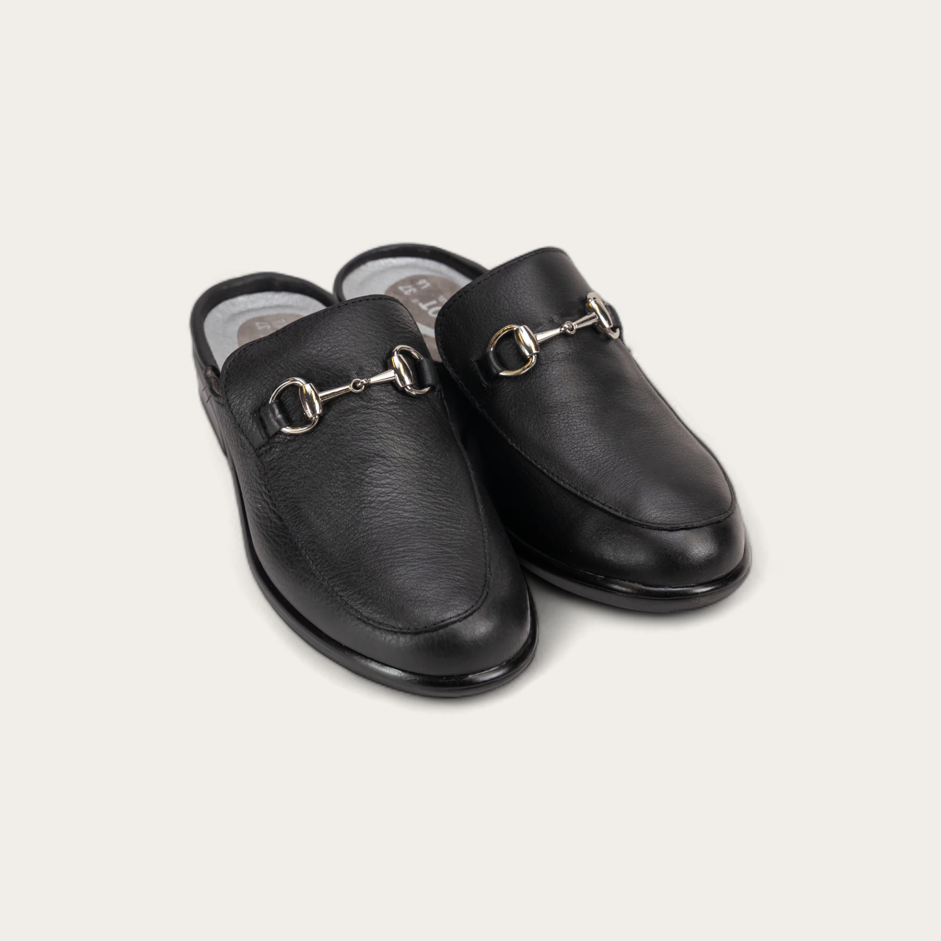 Naot Women's Halny Clog Black Smooth Leather