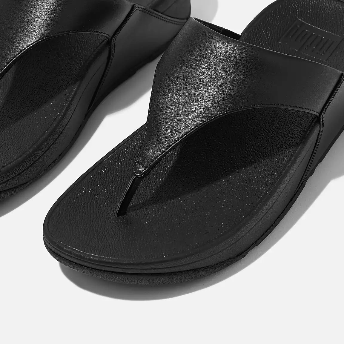 Fitflop Women's Lulu Leather Toe-Post Sandals Black