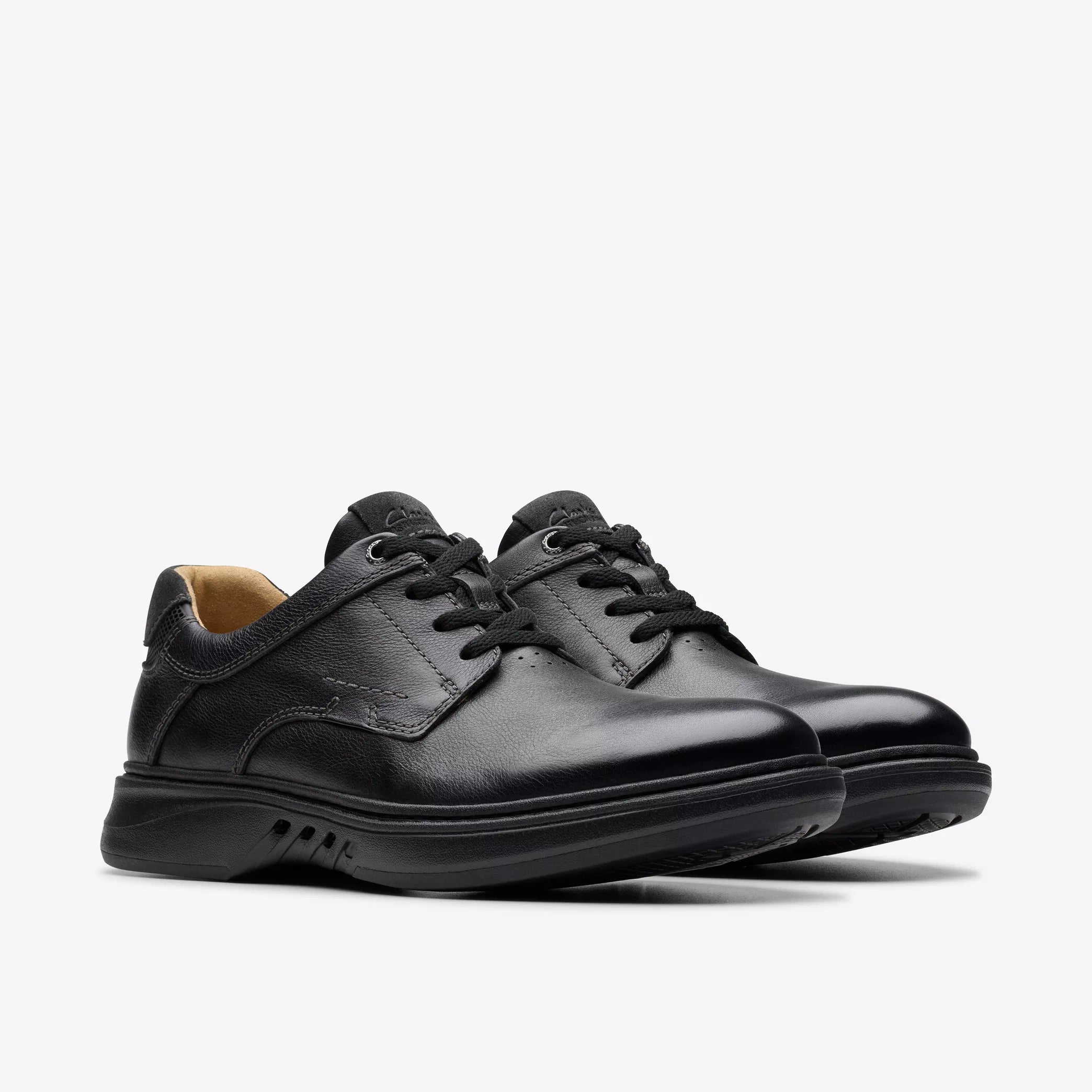 Clarks Men's Un Briley Pace Black Leather