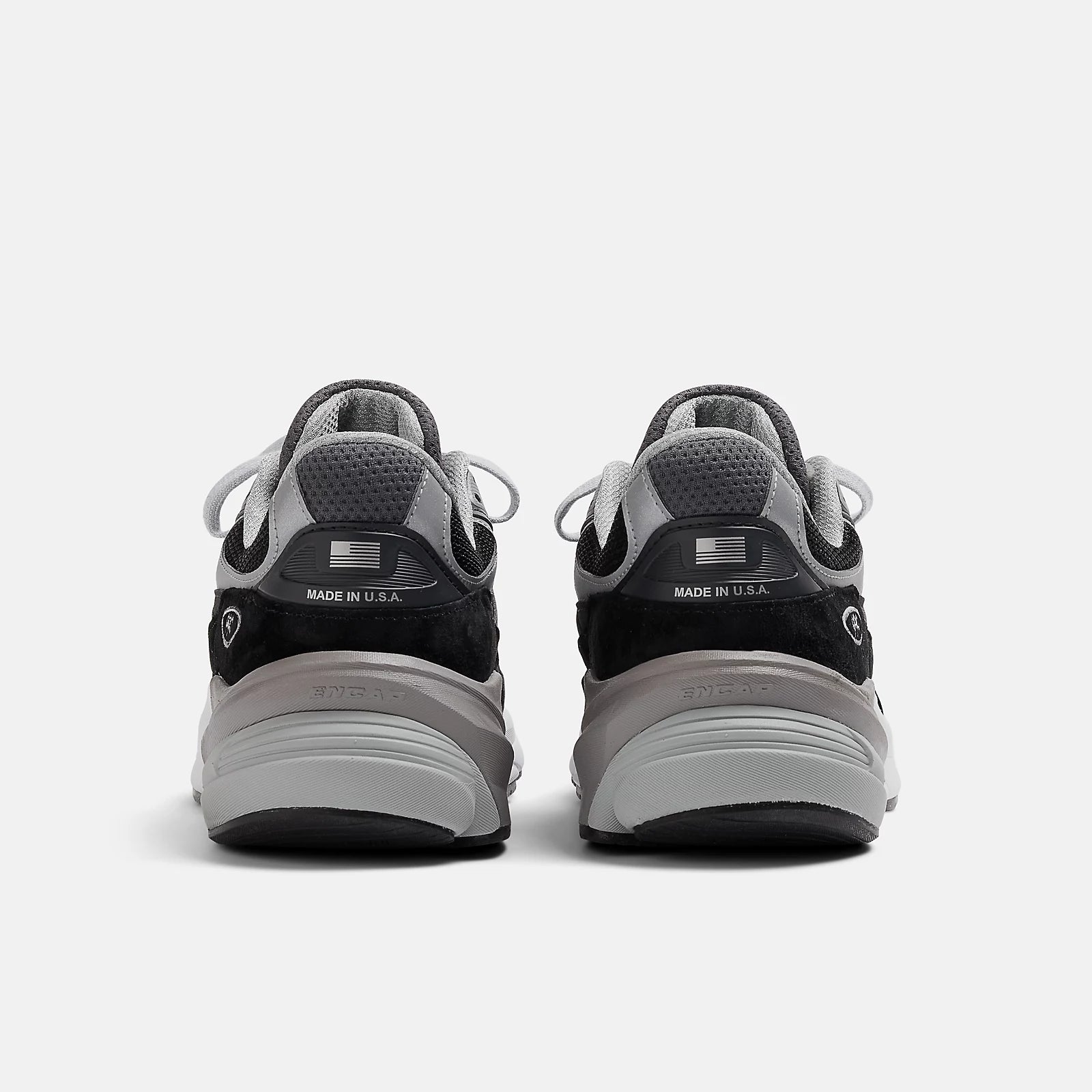 New Balance Men's Made in USA 990v6 Sneakers Black