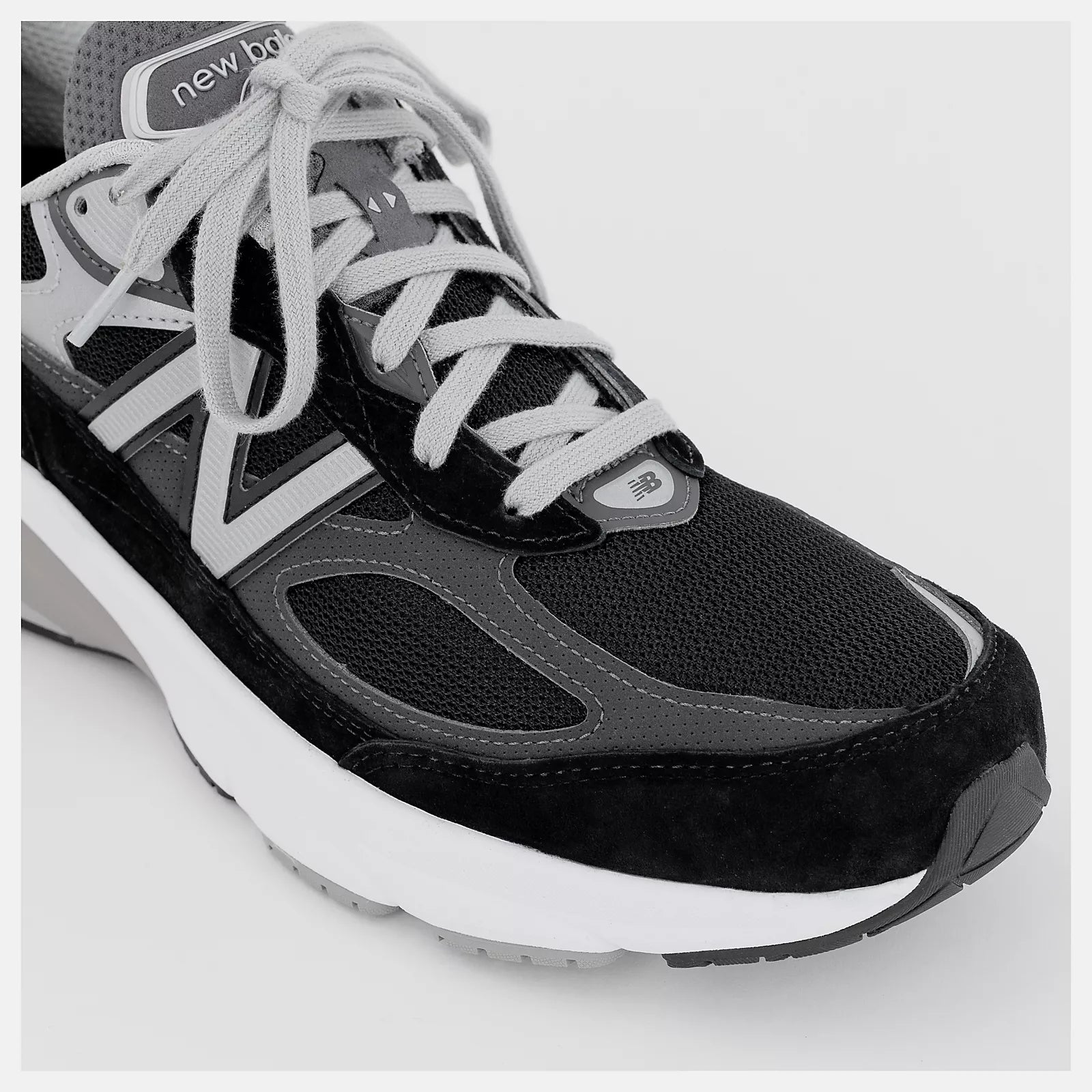 New Balance Men's Made in USA 990v6 Sneakers Black