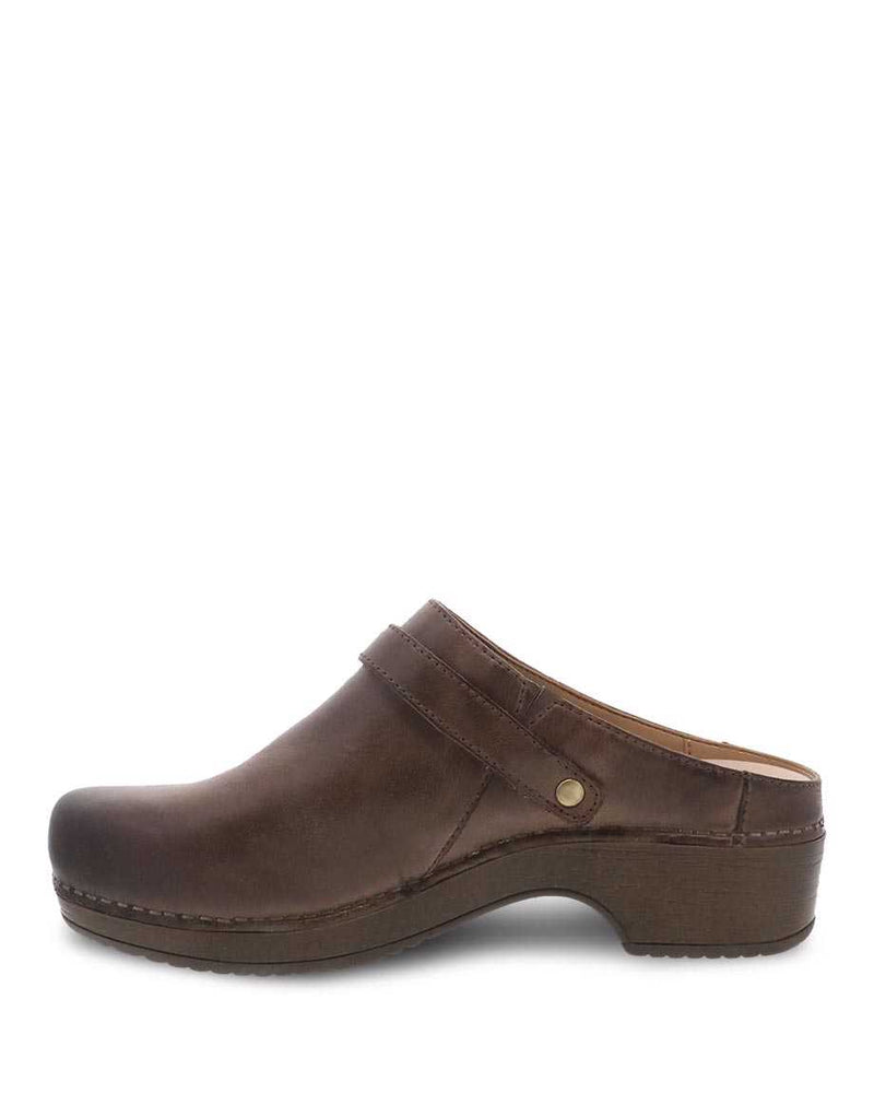 Dansko Women's Berry Milled Clogs Burnished Brown