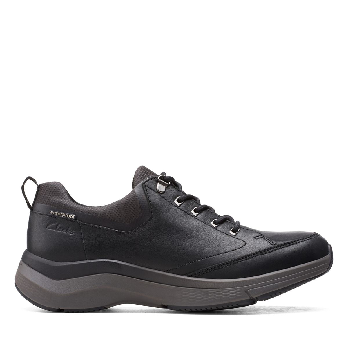 Clarks Men's Wave 2.0 Vibe Waterproof Casual Shoes