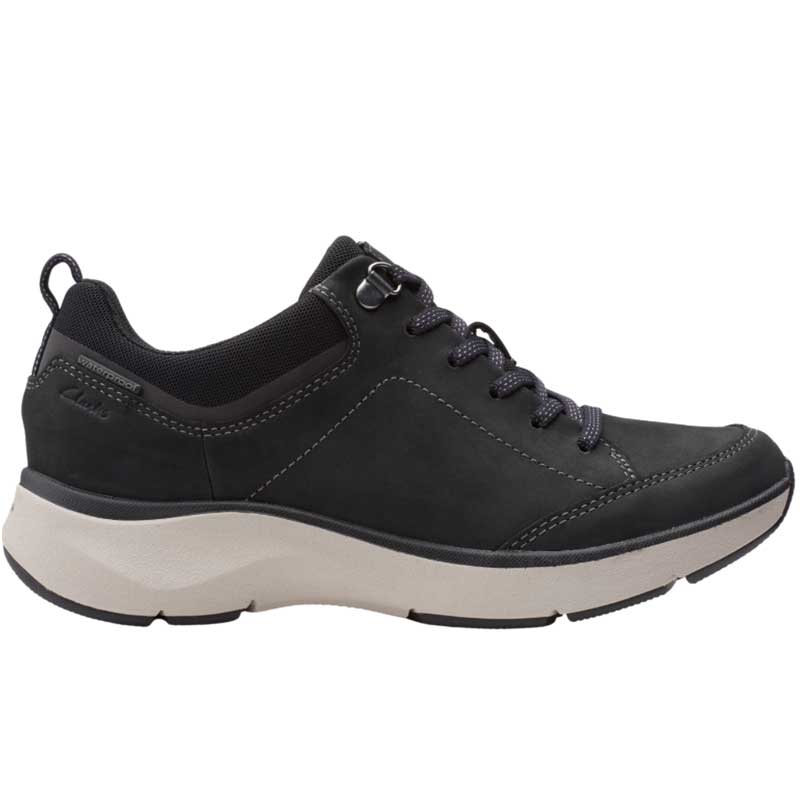 Clarks Women's Wave 2.0 Lace Waterproof Sneakers Black
