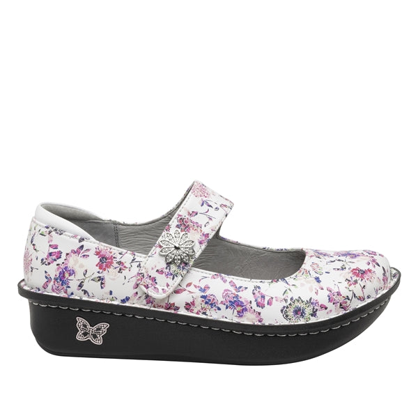 Alegria Paloma Mary Jane Looker