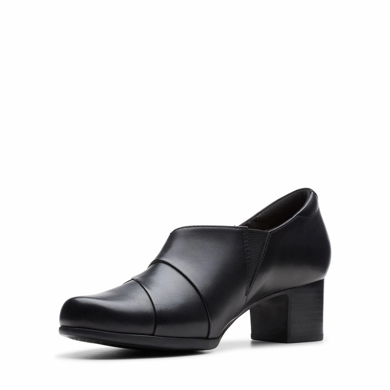 Clarks Women's Un Damson Adele Casual Shoes Wide Black