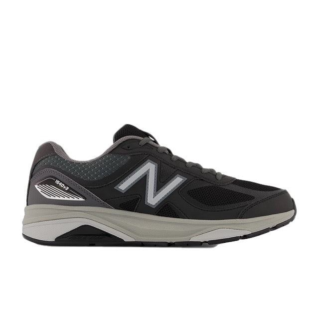 New Balance Men's 1540v3 Sneakers Black