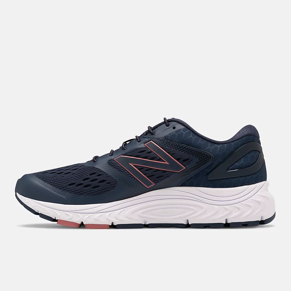 New Balance Women s 840v5 Runner